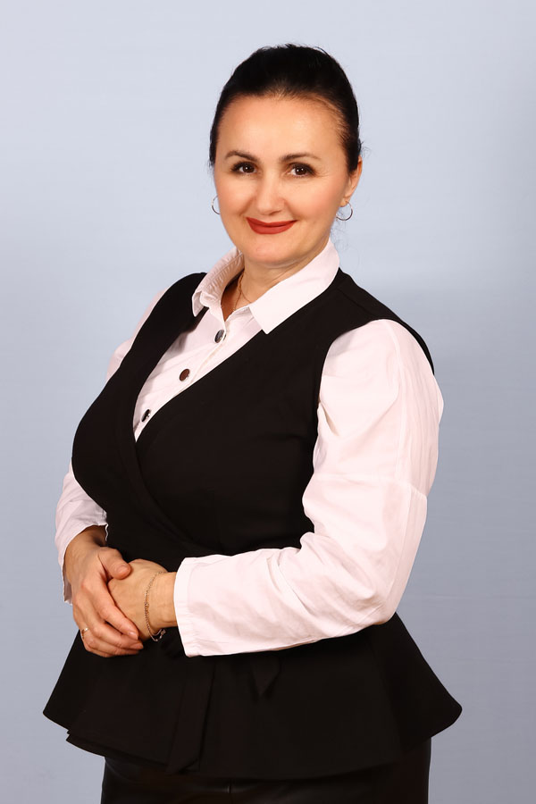 Воспитатель Чургулия Жанна Тариеловна.
